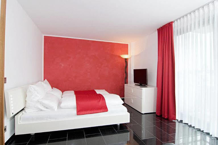 Maria Suite Am Dom Keulen Buitenkant foto